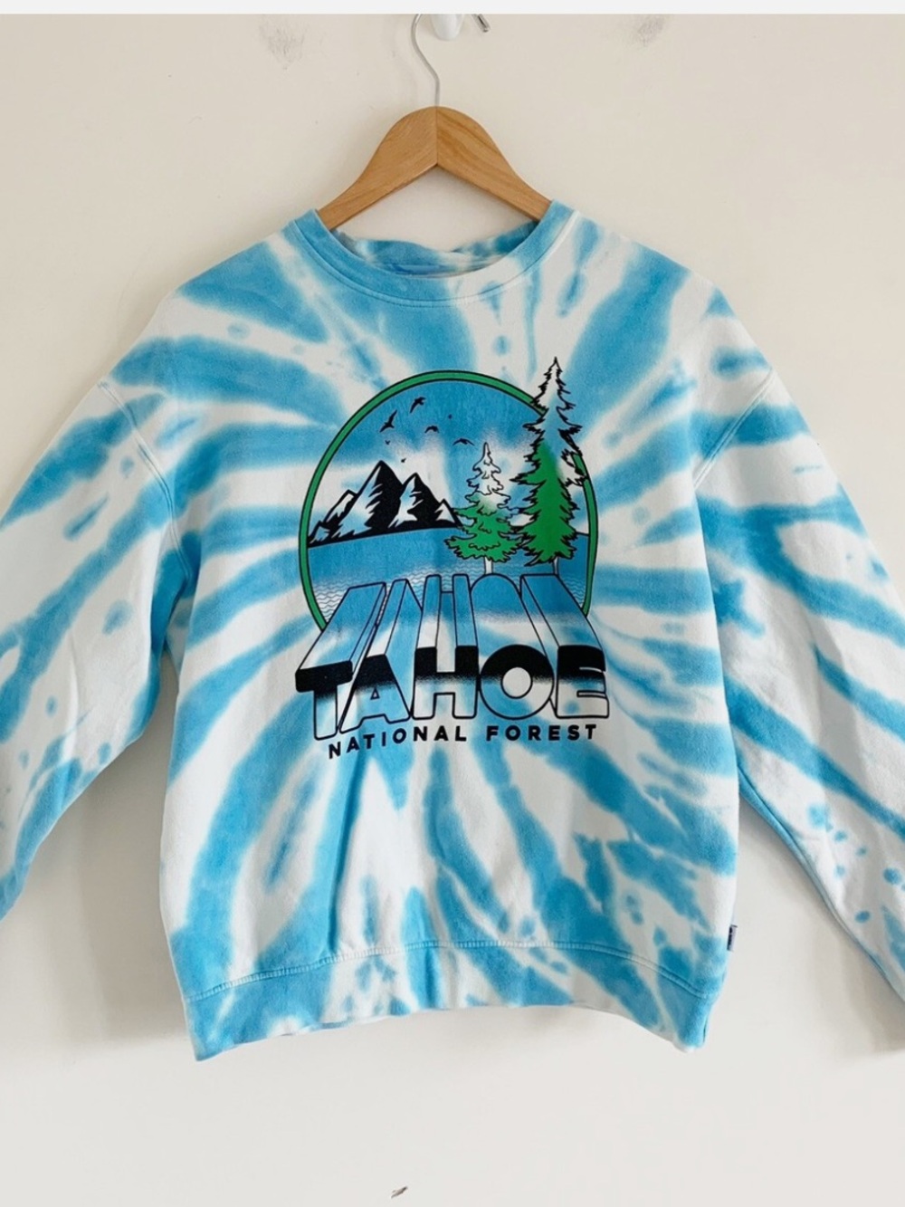 Parks Project UO Exclusive Lake Tahoe Blue Tie Dye Sweatshirt size Medium